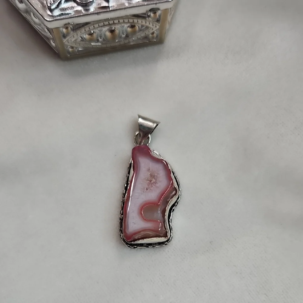Pink Quartz Crystal Natural Gemstone Necklace Pendant Sterling Silver Plated